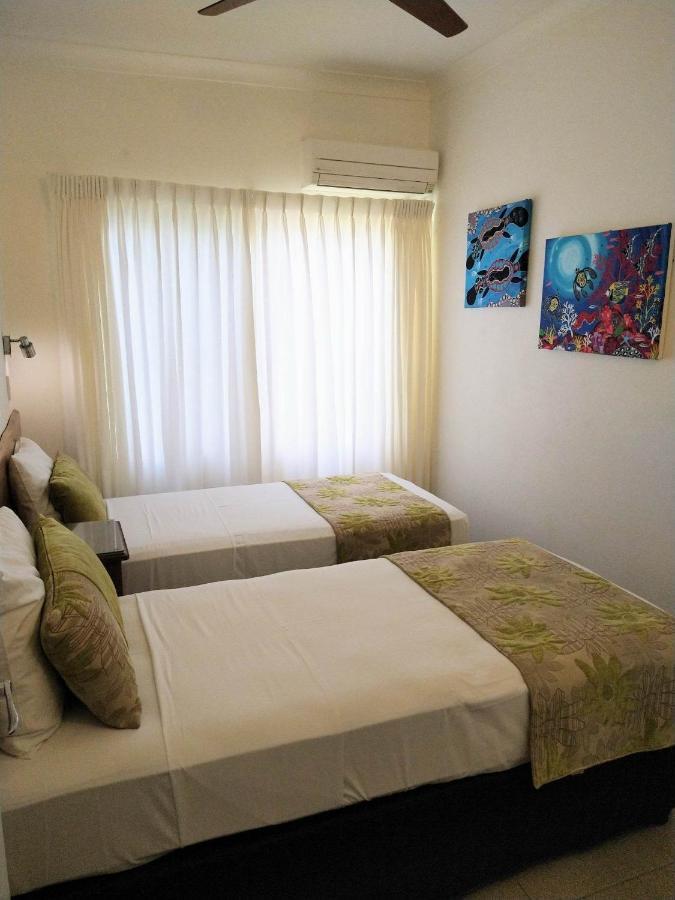 Villa Marine Holiday Apartments Cairns Yorkeys Knob Kültér fotó
