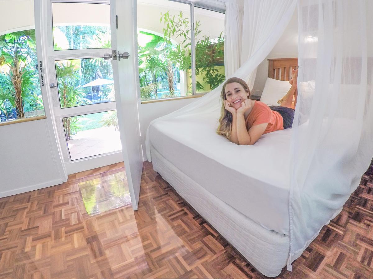 Villa Marine Holiday Apartments Cairns Yorkeys Knob Kültér fotó