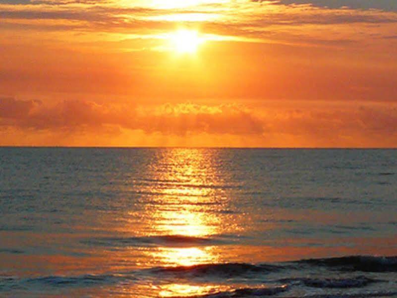 Villa Marine Holiday Apartments Cairns Yorkeys Knob Kültér fotó